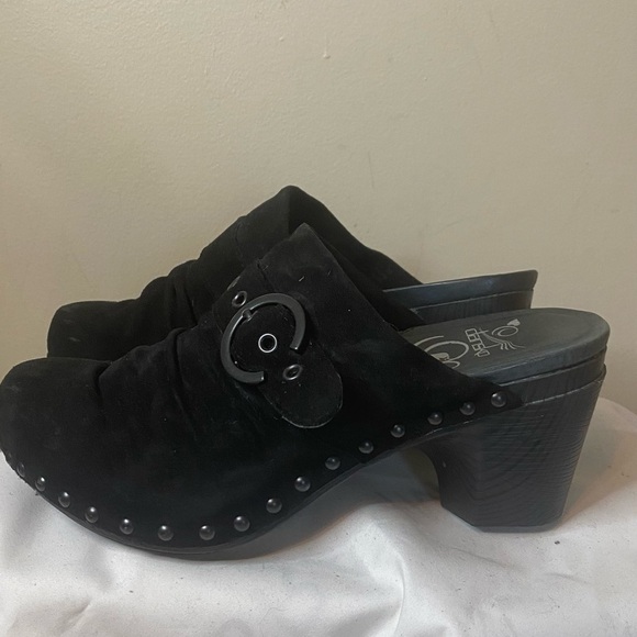 Dansko black suede clogs sz 7.5 - Picture 2 of 9